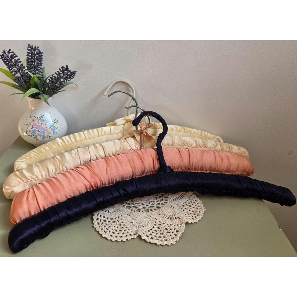 4 Vintage Satin Padded Hangers Lingerie Boudoir Closet Decor